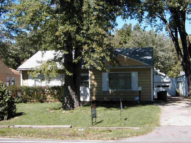 1748 Ferris Road Columbus, OH 43224 - Photo 1 of 1
