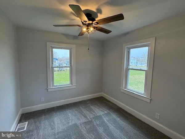 $2,000 | 2185 East Wheat Road, Unit D, Vineland, NJ 08361