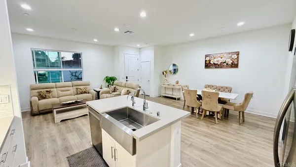 $759,999 | 1319 Yannis Court, El Cajon, CA 92019