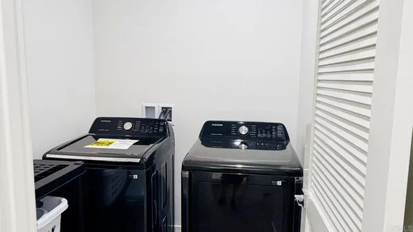 $759,999 | 1319 Yannis Court, El Cajon, CA 92019