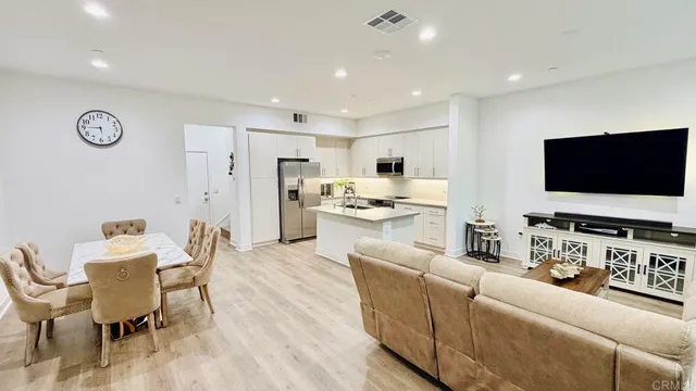 $785,000 | 1319 Yannis Court, El Cajon, CA 92019