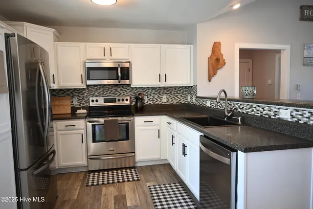 $299,000 | 108 Stony Brk Way, Jacksonville, NC 28546