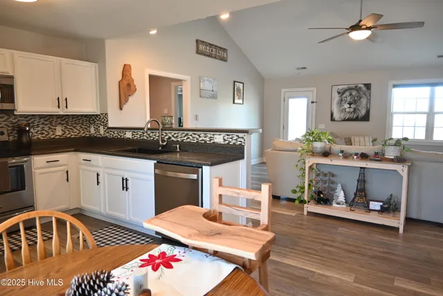 $299,000 | 108 Stony Brk Way, Jacksonville, NC 28546