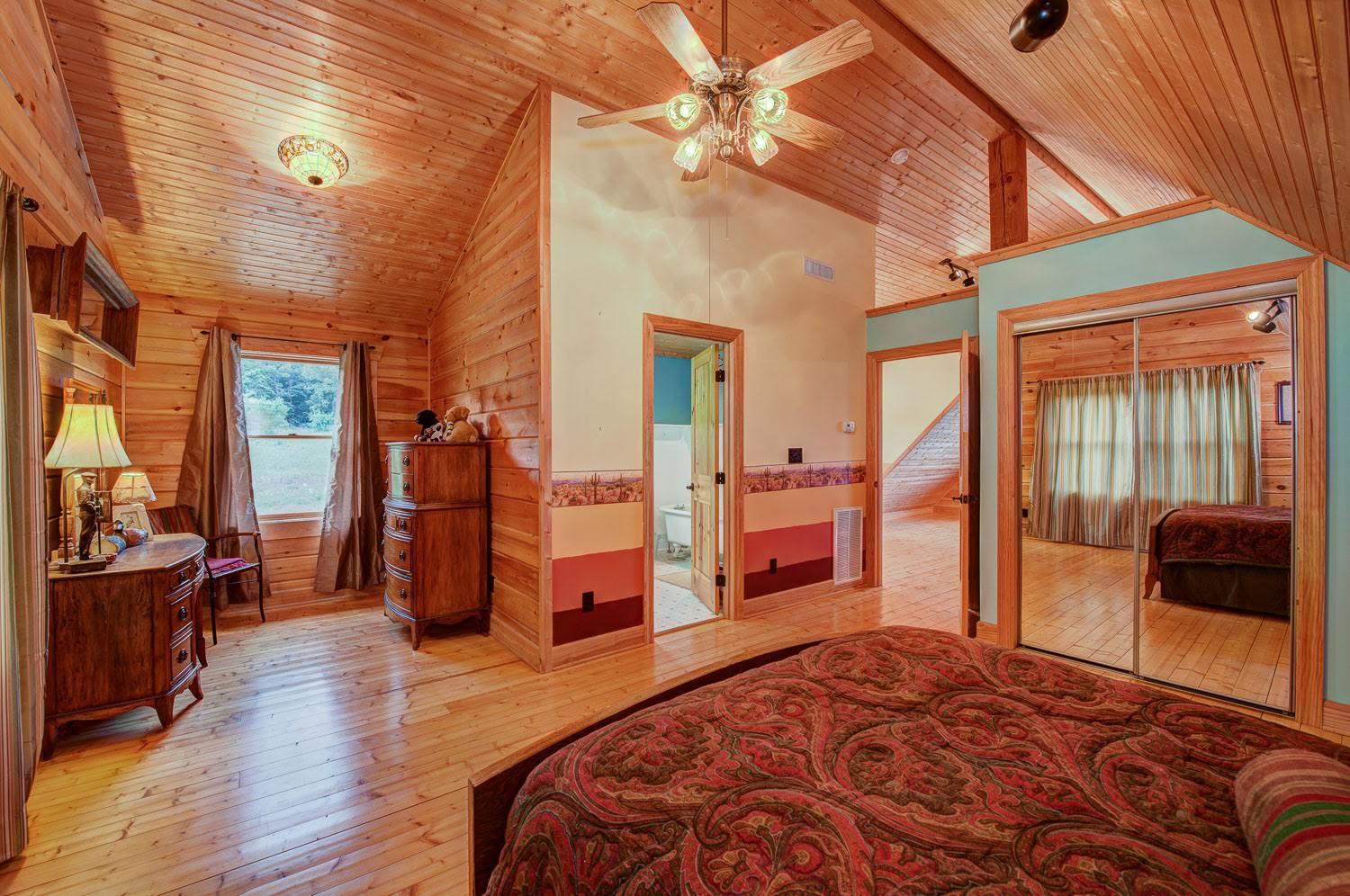 9581 Vaught Road Readyville, TN 37149 - Photo 16 of 23 Gallery Image 16