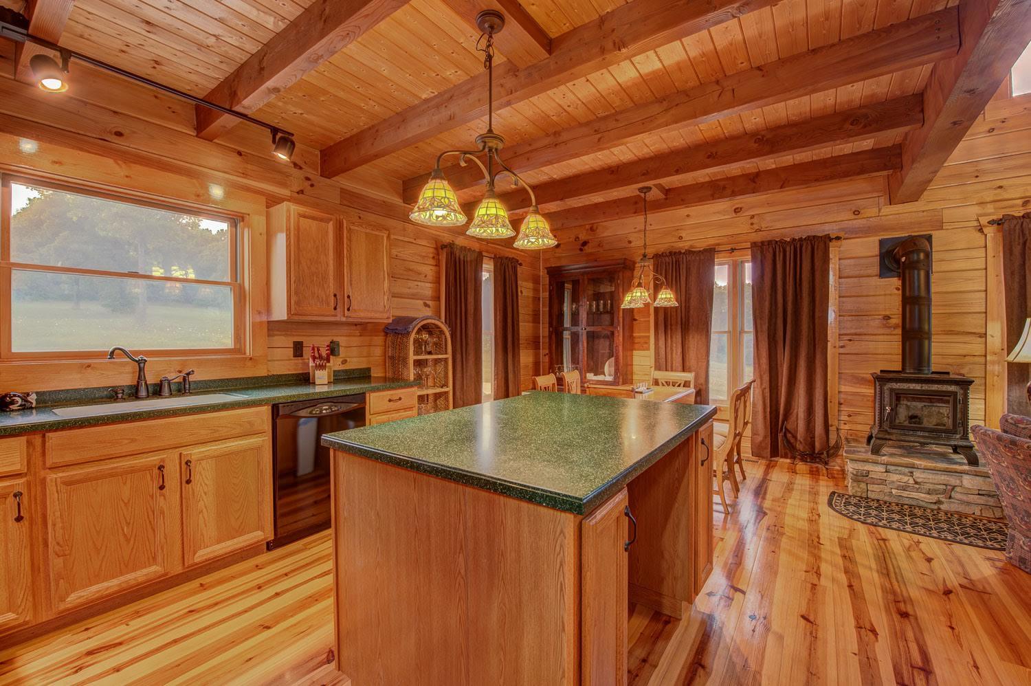 9581 Vaught Road Readyville, TN 37149 - Photo 8 of 23 Gallery Image 8