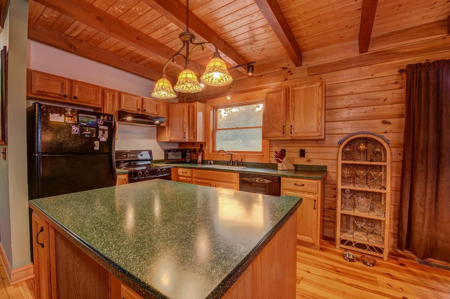 9581 Vaught Road Readyville, TN 37149 - Photo 10 of 23 Gallery Image 10