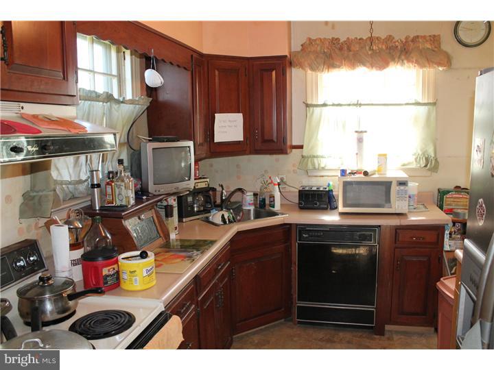 133 Upland Road Havertown, PA 19083 - Photo 13 of 16 Kitchen