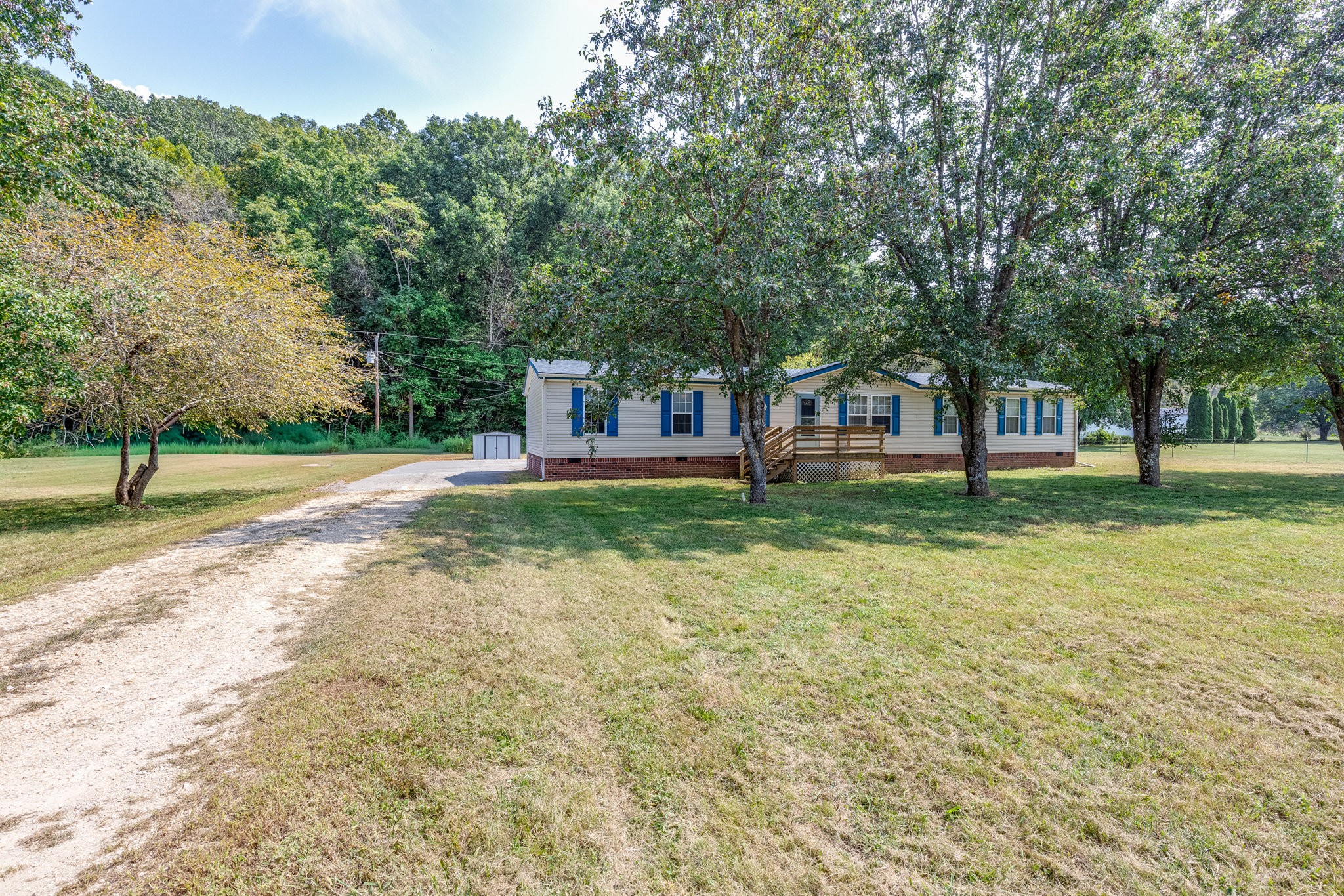 263 Longbranch Road Hohenwald, TN 38462 - Photo 2 of 38 Gallery Image 2