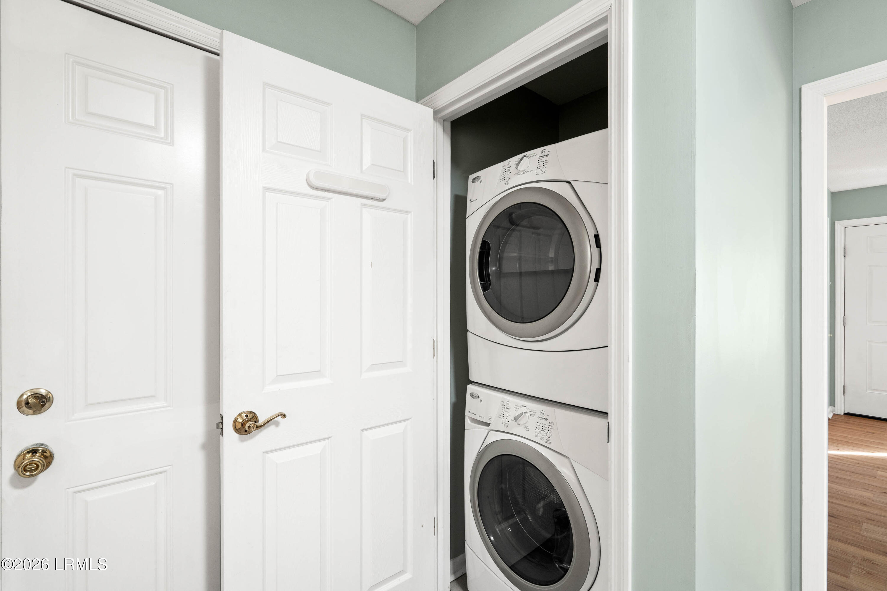 2813 Fourth Street Beaufort, SC 29902 - Photo 15 of 31 2813 4th st interior-11