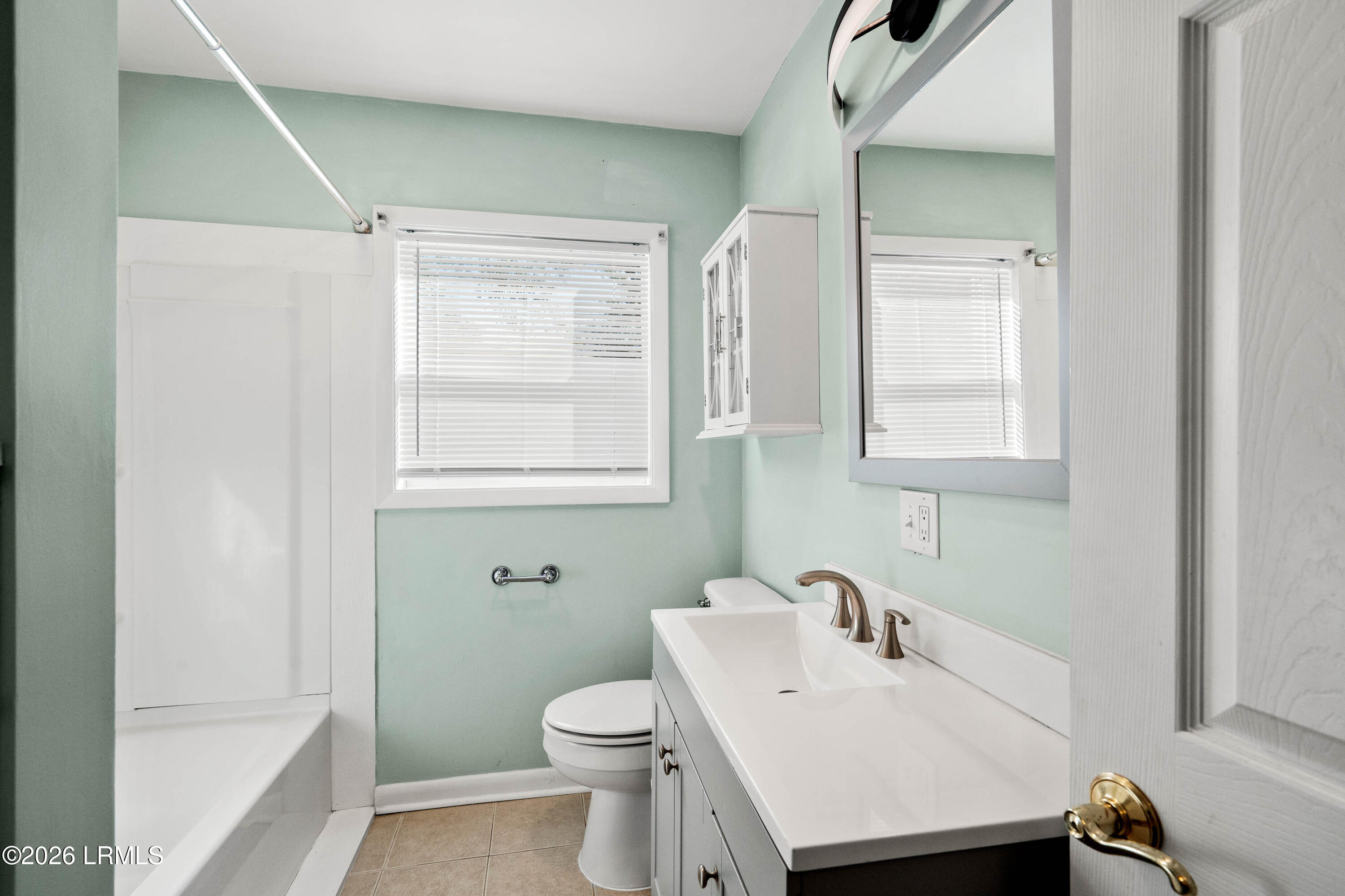 2813 Fourth Street Beaufort, SC 29902 - Photo 18 of 31 2813 4th st interior-14