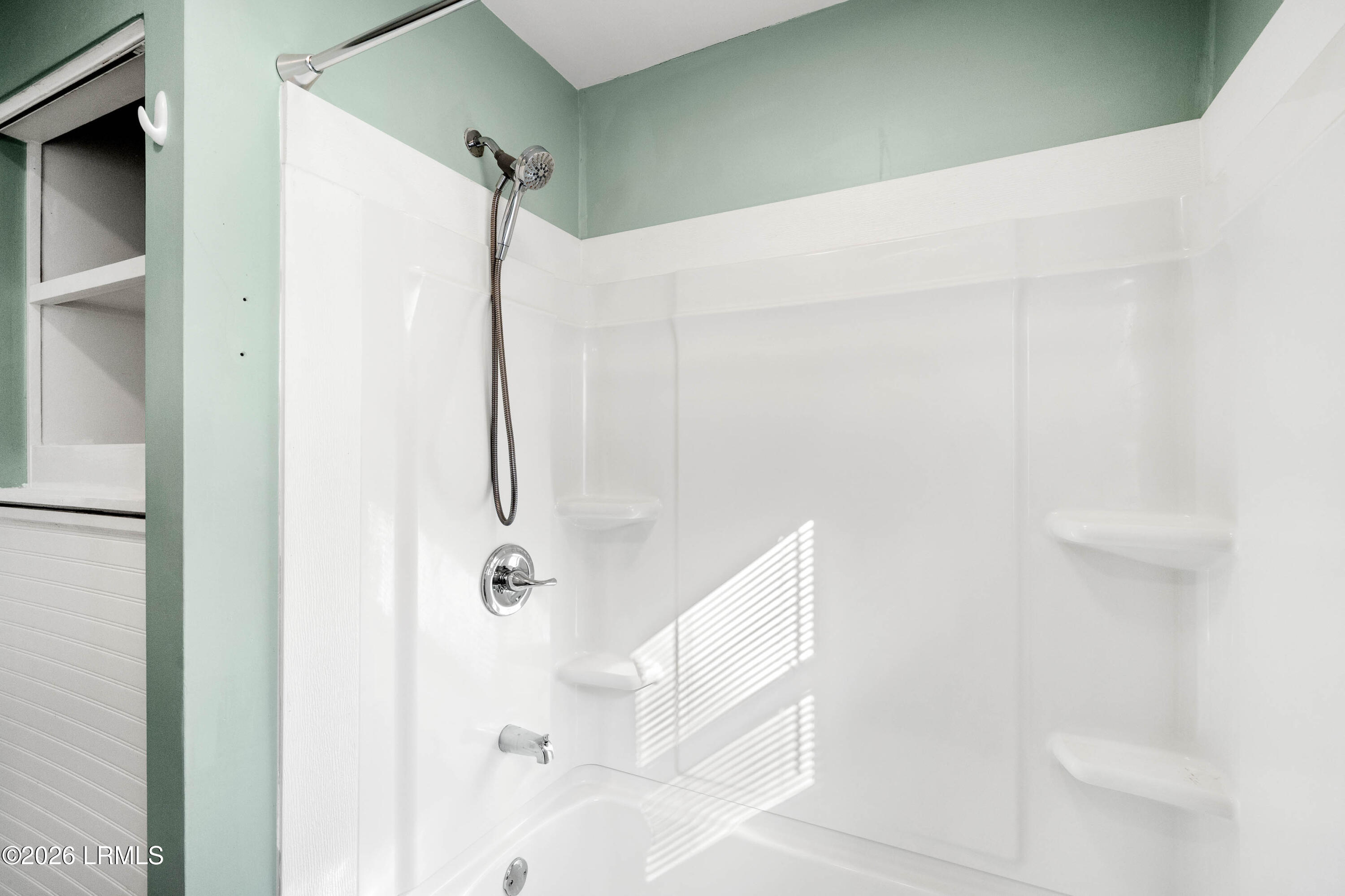 2813 Fourth Street Beaufort, SC 29902 - Photo 19 of 31 2813 4th st interior-15