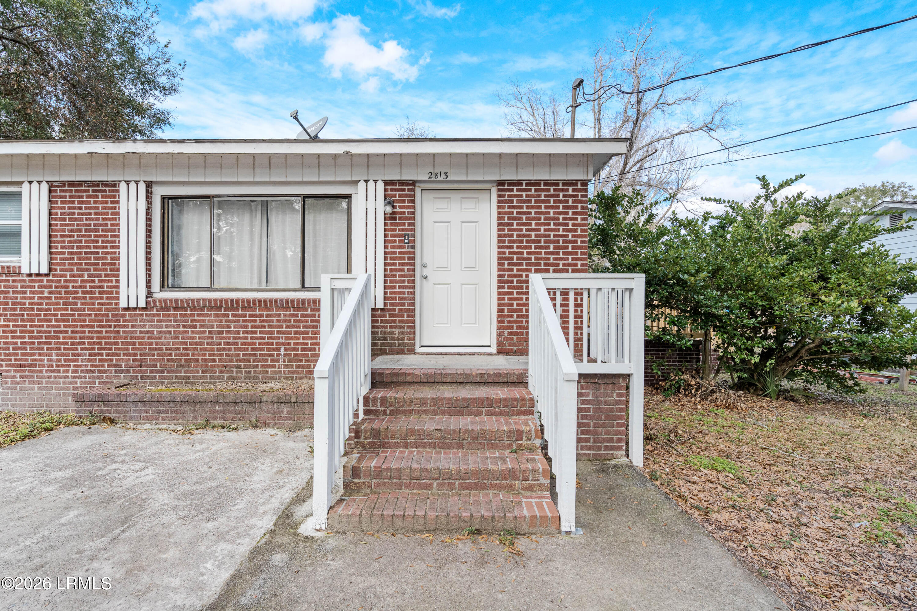 2813 Fourth Street Beaufort, SC 29902 - Photo 3 of 31 2813 4th St-5