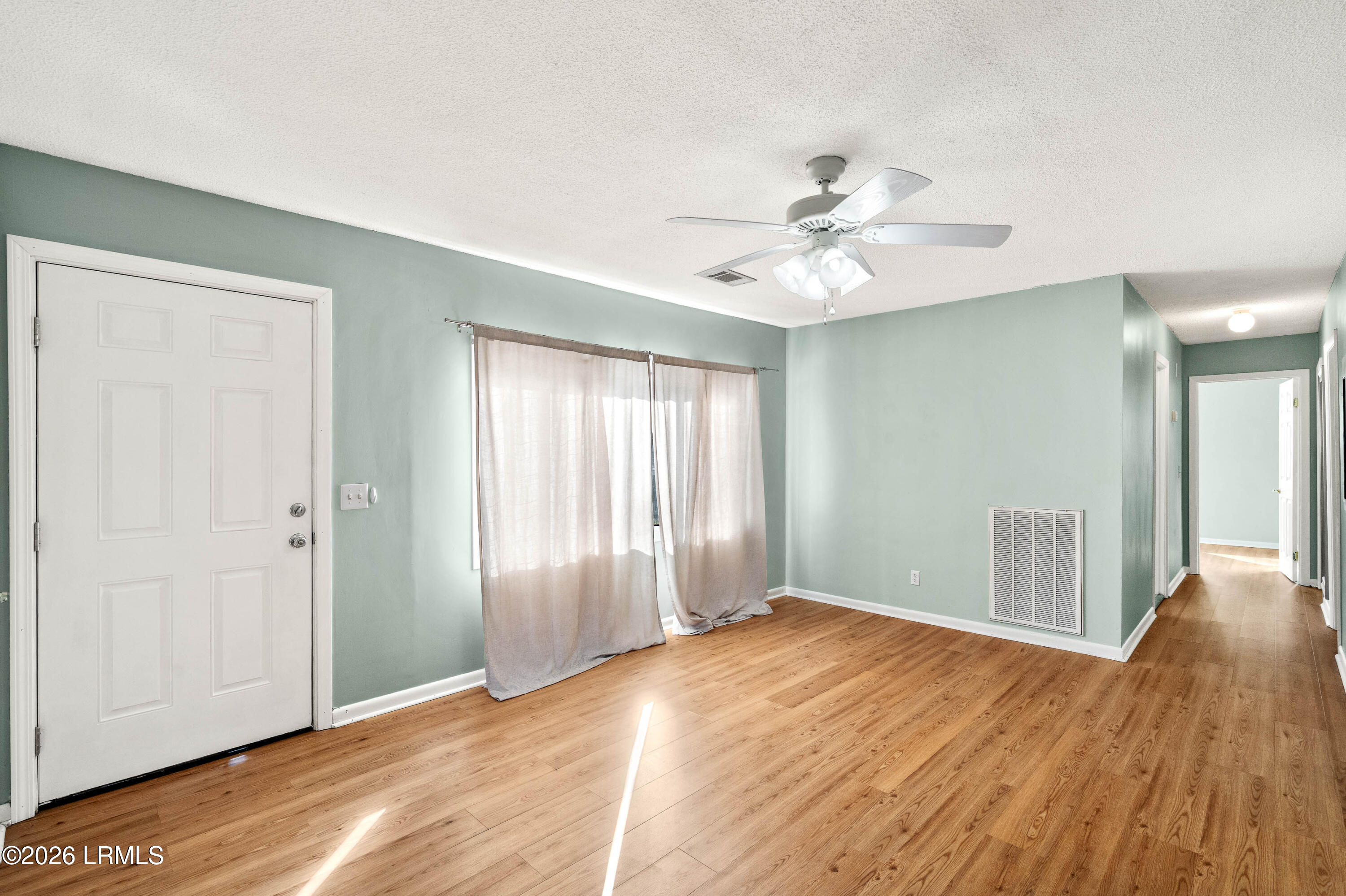 2813 Fourth Street Beaufort, SC 29902 - Photo 5 of 31 2813 4th st interior-1