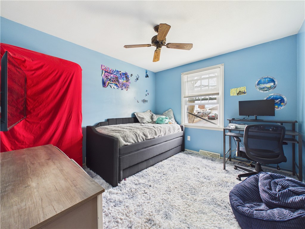 11 Meadow Street Pawtucket, RI 02860 - Photo 11 of 27