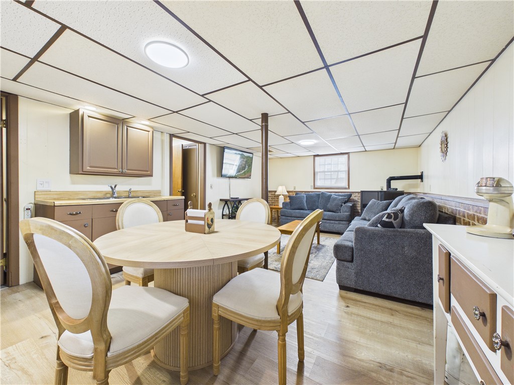 11 Meadow Street Pawtucket, RI 02860 - Photo 18 of 27