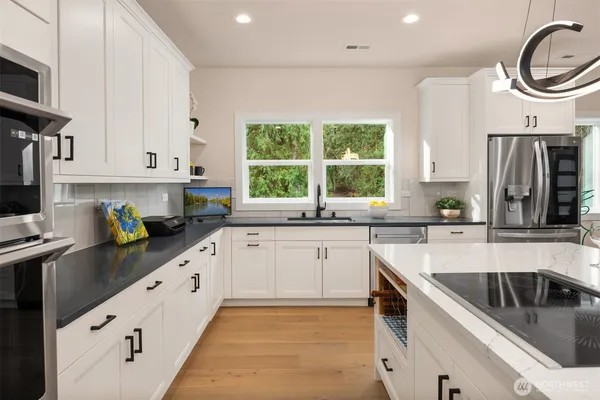 $1,200,000 | 31226 Northeast 114th Street, Carnation, WA 98014