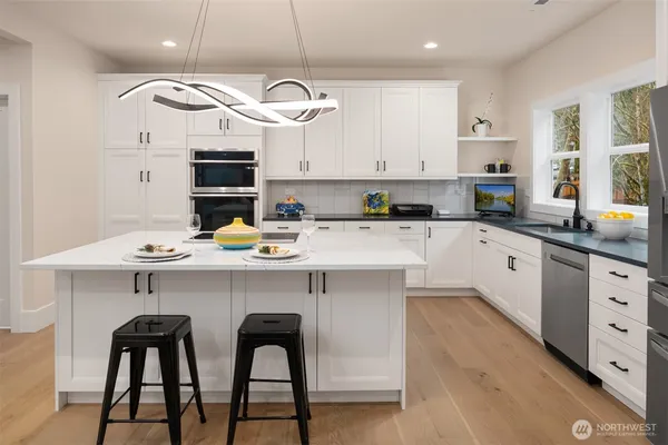 $1,200,000 | 31226 Northeast 114th Street, Carnation, WA 98014