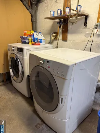 $3,200 | 374 Kingston Street, Wyckoff, NJ 07481