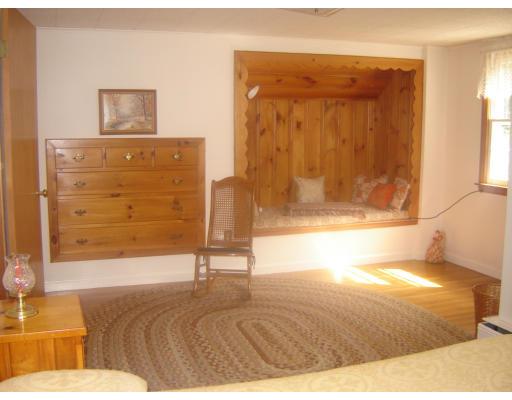 348 Goldthwaite Road Northbridge, MA 01588 - Photo 11 of 13