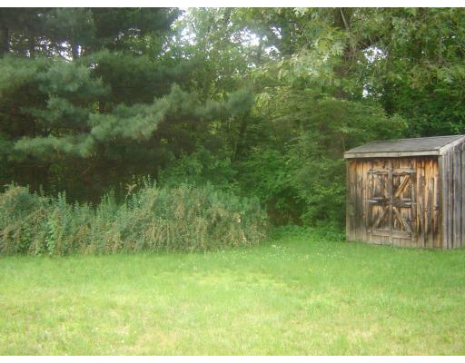 348 Goldthwaite Road Northbridge, MA 01588 - Photo 13 of 13