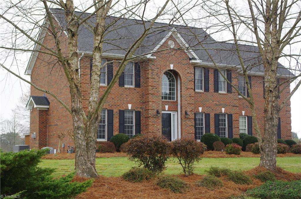 6708 Bugle Run Drive Oak Ridge, NC 27310 - Photo 3 of 23