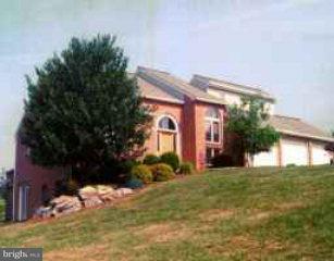 274 Indian Head Road Columbia, PA 17512 - Photo 1 of 1 Gallery Image 1