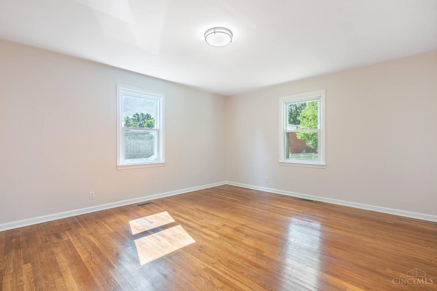 1895 Ryan Road Springboro, OH 45066 - Photo 17 of 22 Gallery Image 17