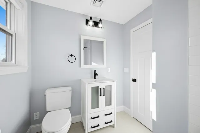 $4,899 | 27 Quimby Avenue, Unit 1, Woburn, MA 01801