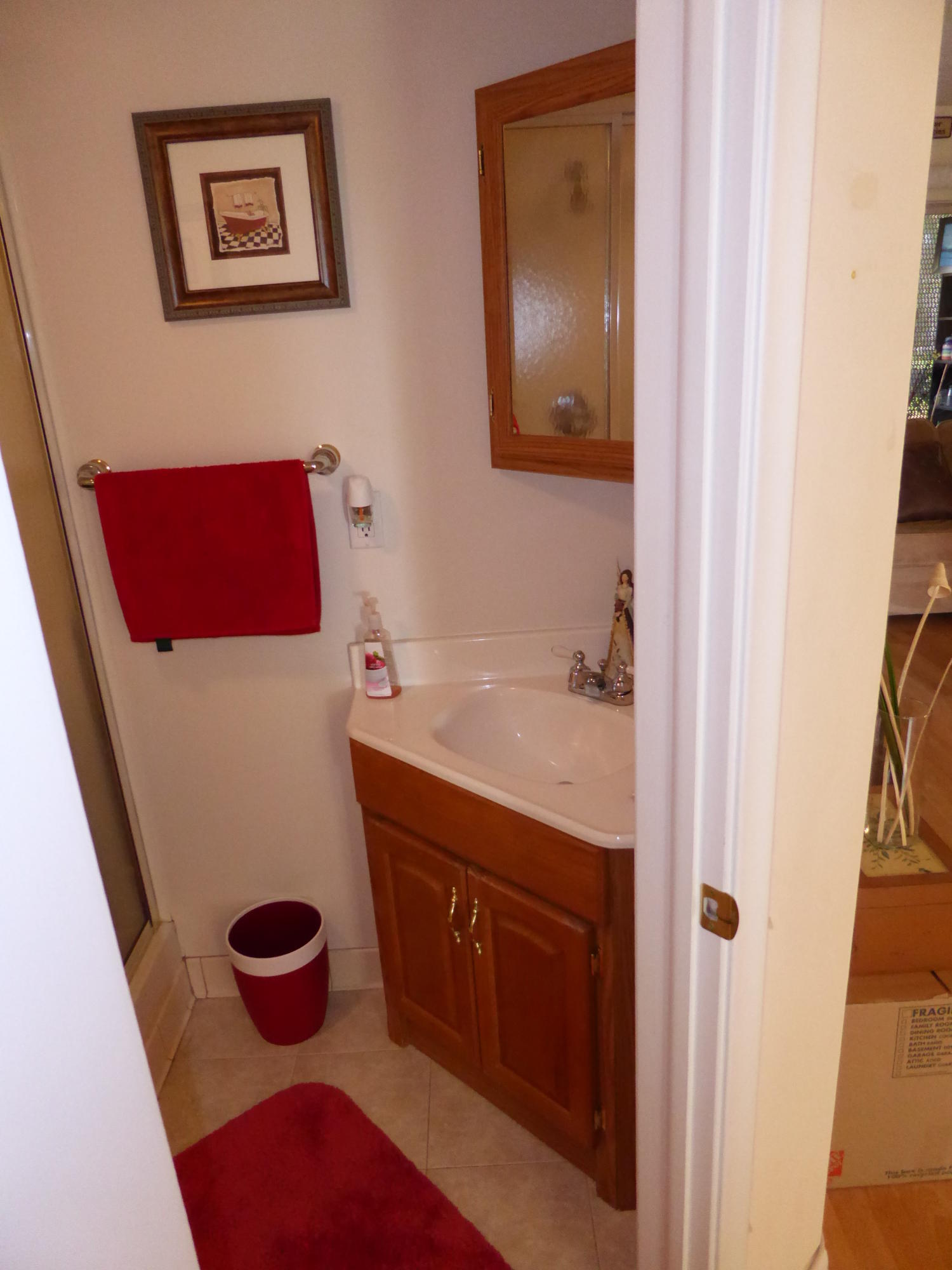 9911 Sandalfoot Boulevard, Unit 105 Boca Raton, FL 33428 - Photo 12 of 14 2nd/Guest Bath