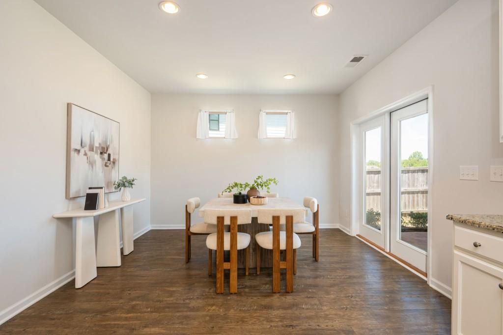 5250 Meridian Pass Cumming, GA 30028 - Photo 10 of 34