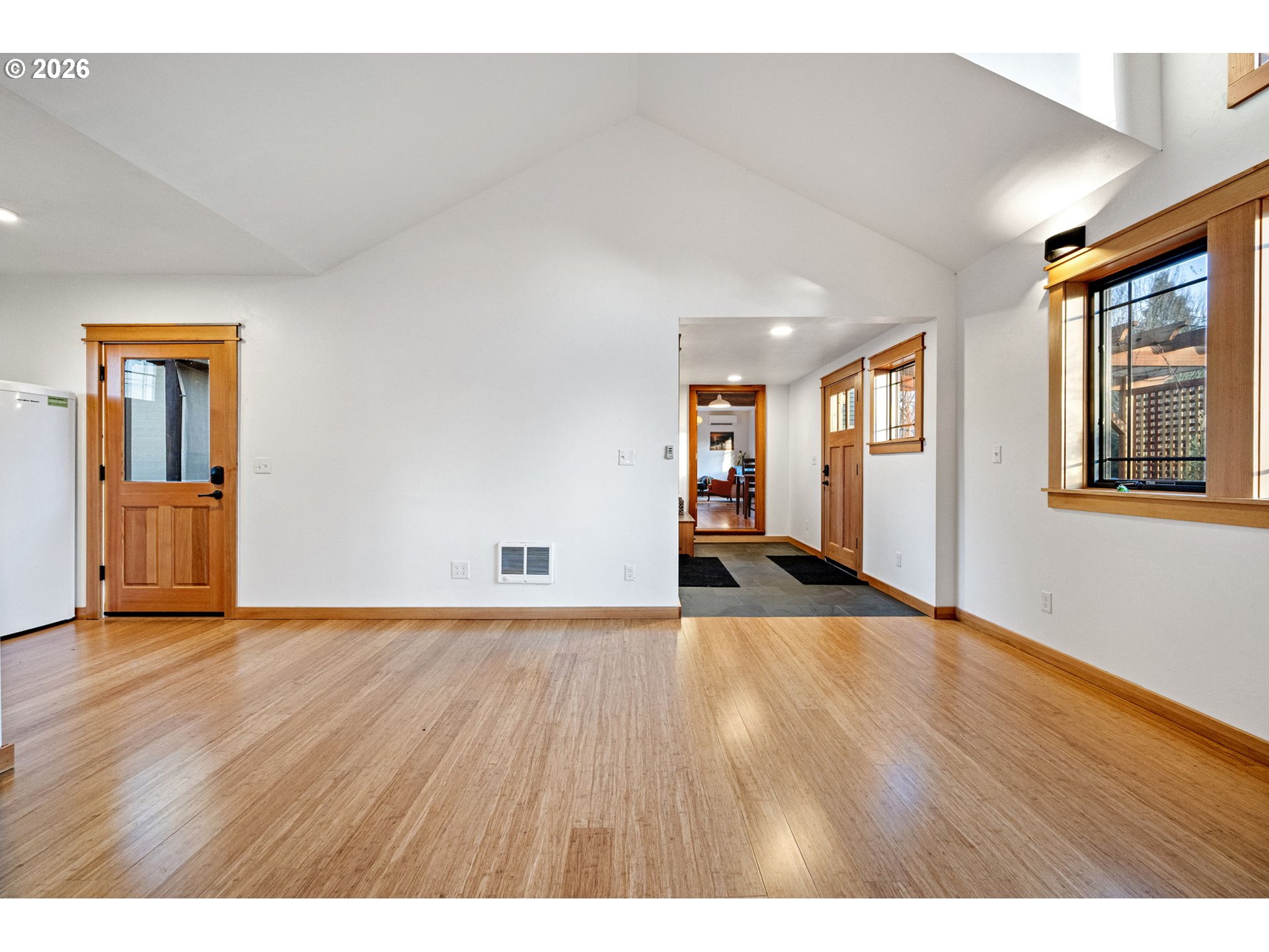 916 G Street Springfield, OR 97477 - Photo 17 of 48 Family Room