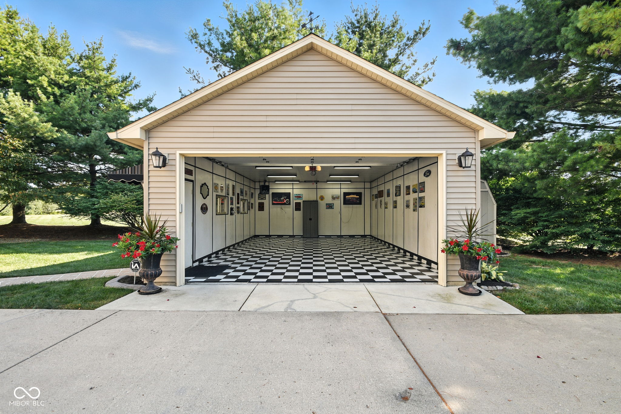 3511 Stones Crossing Road West Greenwood, IN 46143 - Photo 8 of 47