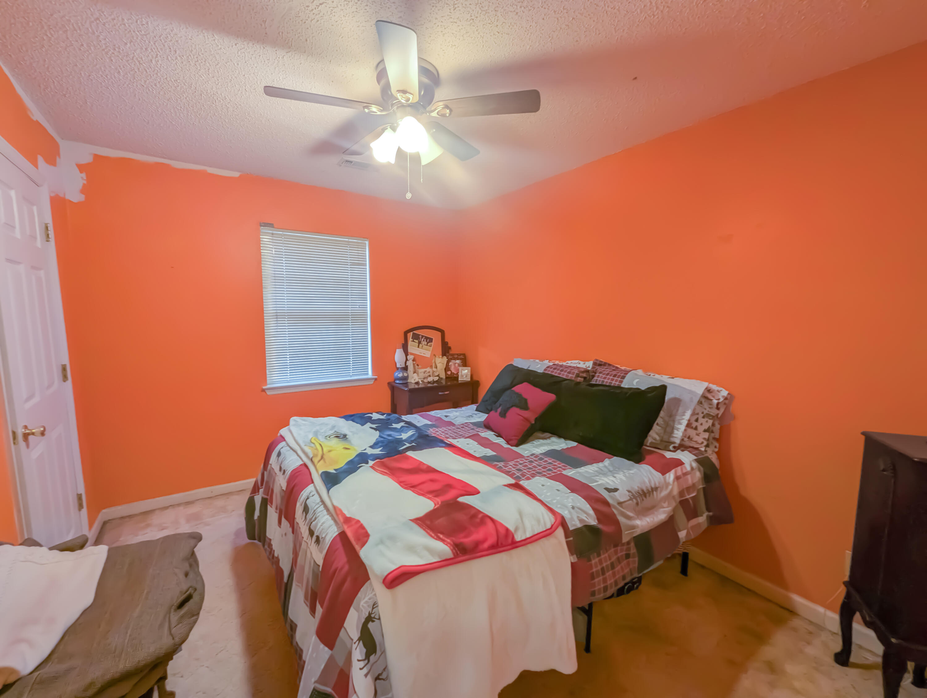 92 Sue Lane Ringgold, GA 30736 - Photo 9 of 12 Guest Bedroom 2