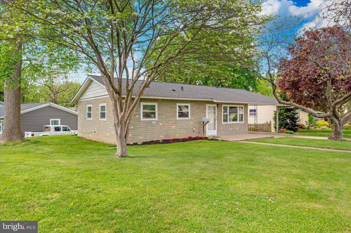 207 Barbara Street Frederick, MD 21701 - Photo 2 of 46 a view of a house with a yard
