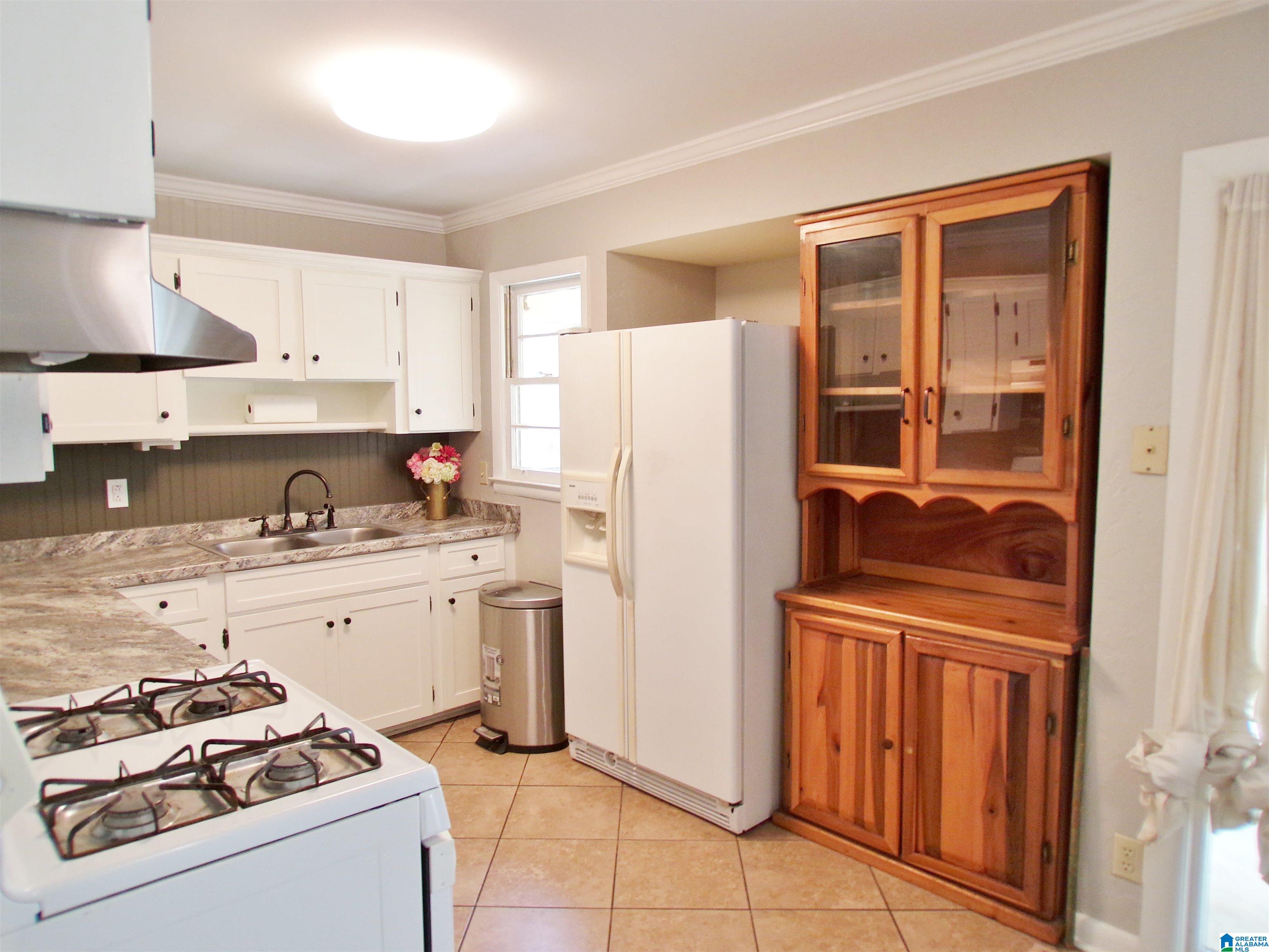 601 Glade Road East Anniston, AL 36206 - Photo 7 of 93 Gallery Image 7