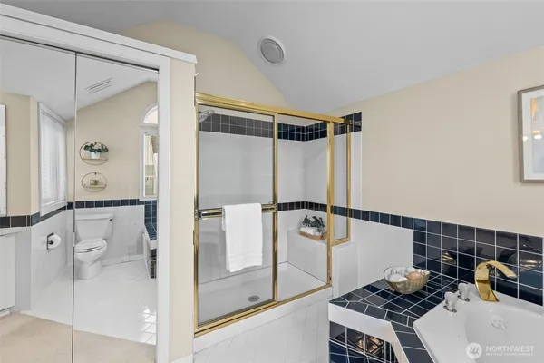 $2,900,000 | 3503 Harborview Drive, Unit 2, Gig Harbor, WA 98335