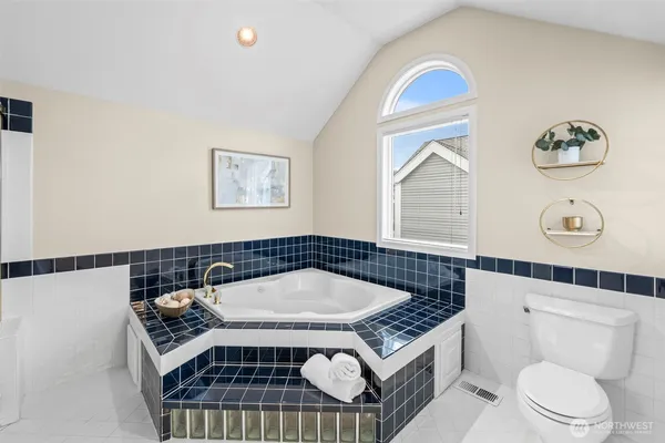 $2,900,000 | 3503 Harborview Drive, Unit 2, Gig Harbor, WA 98335