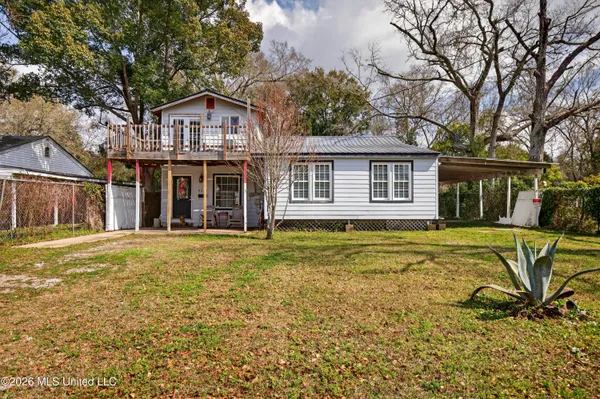 $100,000 | 2210 8th Street, Pascagoula, MS 39567