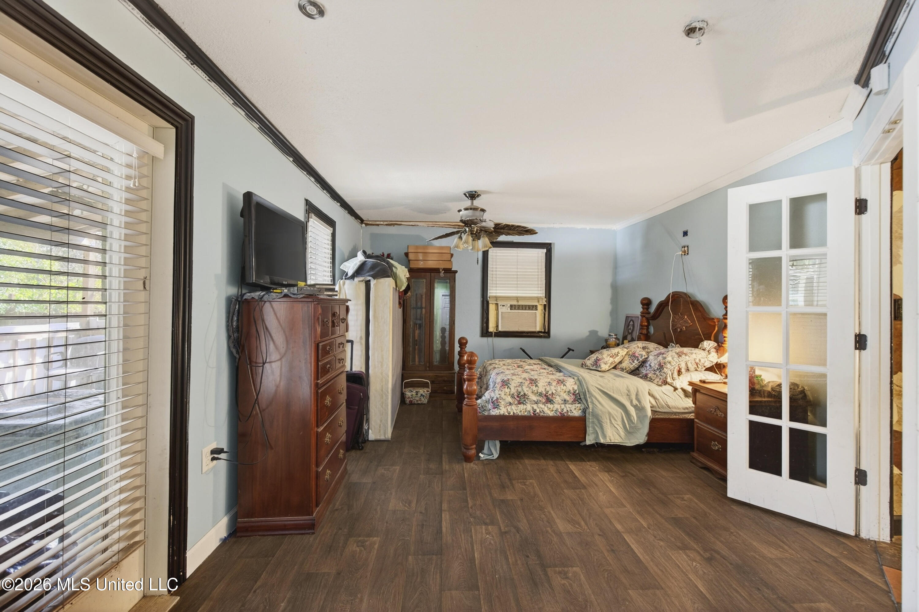 2210 8th Street Pascagoula, MS 39567 - Photo 14 of 31 IMG_8227