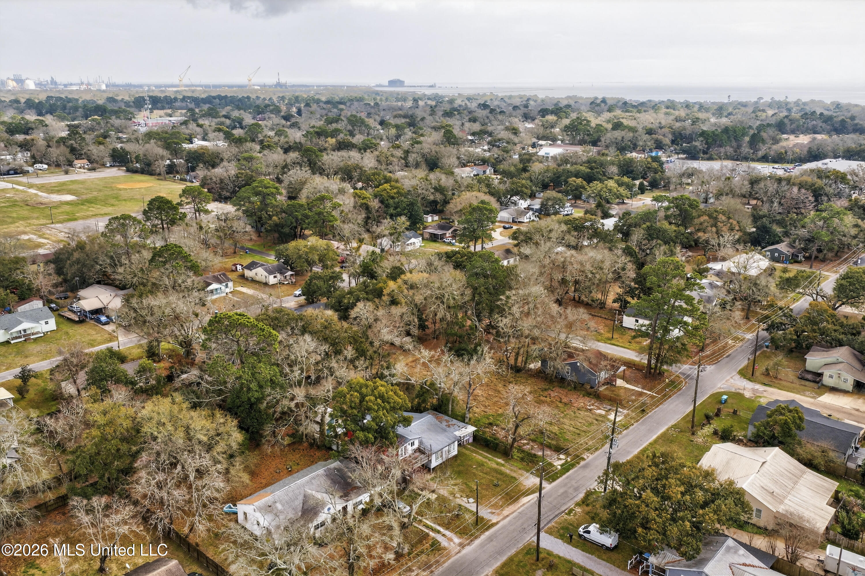 2210 8th Street Pascagoula, MS 39567 - Photo 31 of 31 IMG_8247