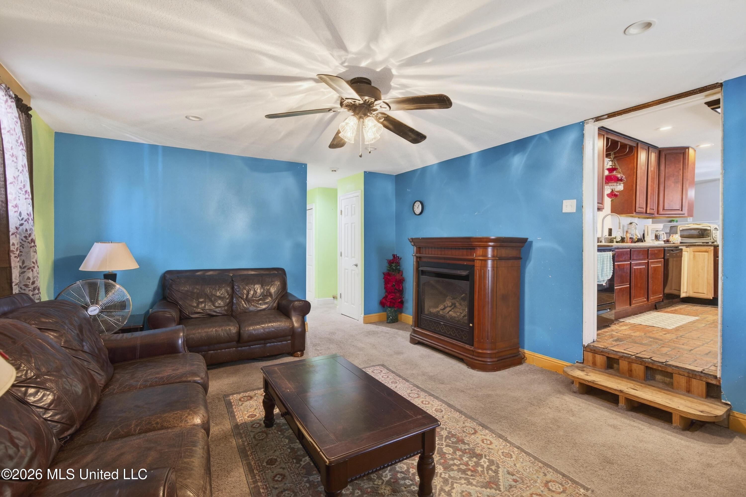 2210 8th Street Pascagoula, MS 39567 - Photo 6 of 31 IMG_8218