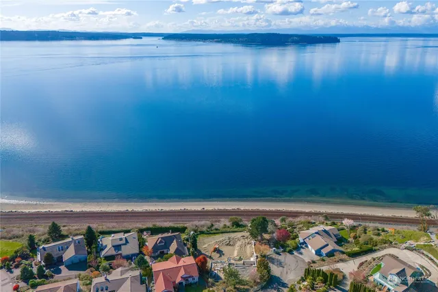 a view of outdoor space and city view