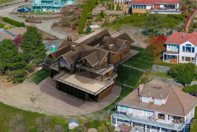 $980,000 | 38 Puget Drive, Steilacoom, WA 98388