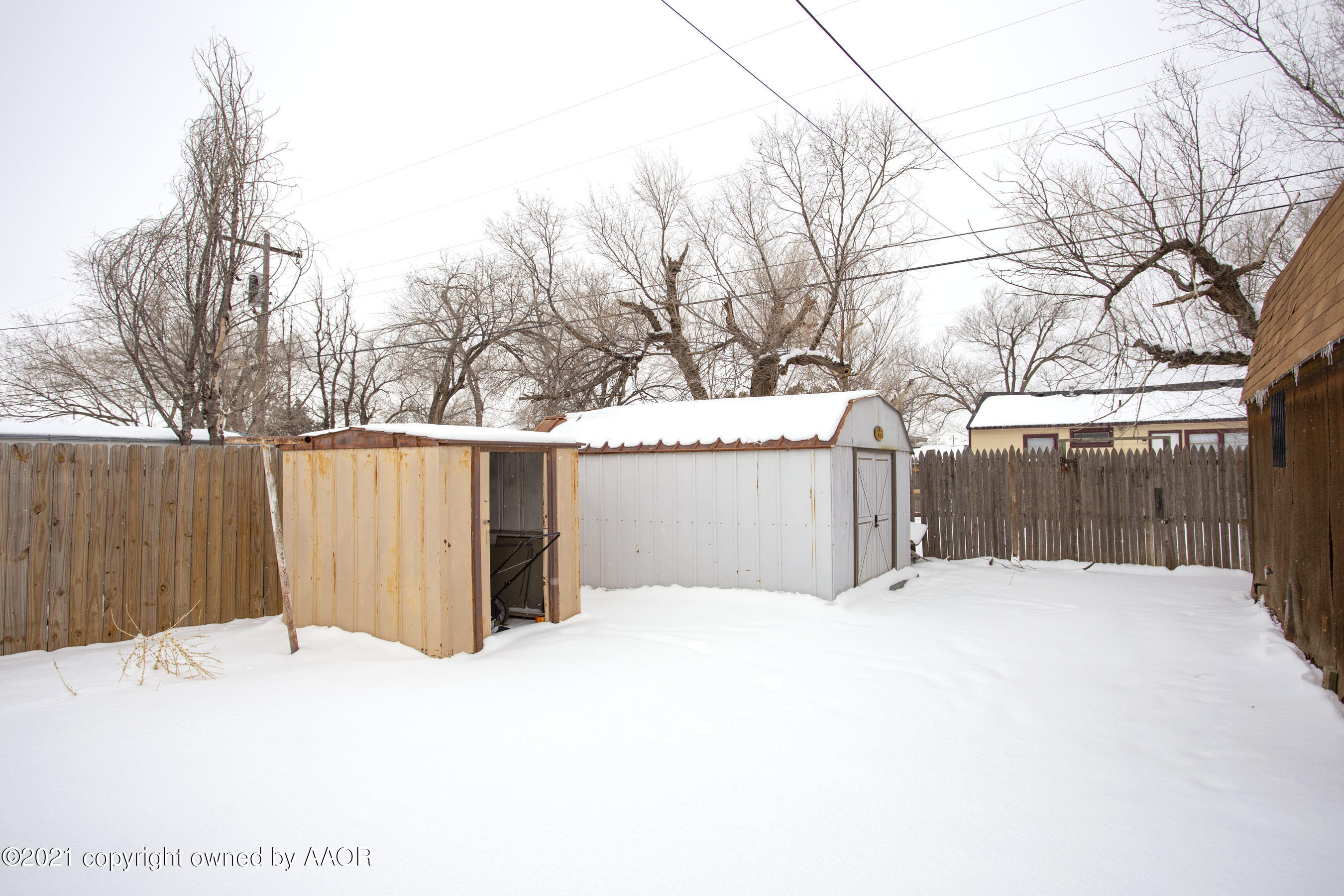 4312 South Monroe Street Amarillo, TX 79110 - Photo 14 of 18 a view of a backyard of the house