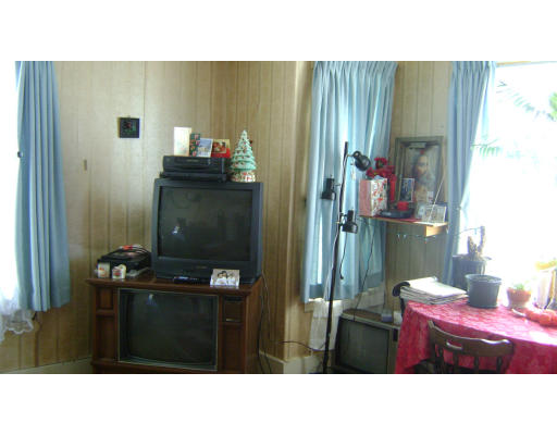 29 Columbia Street Worcester, MA 01604 - Photo 8 of 9 Gallery Image 8