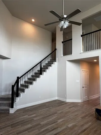 $2,700 | 359 Twin Lakes Boulevard West, West Columbia, TX 77486