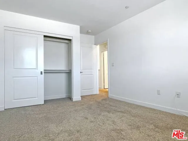 $3,695 | 7105 Tampa Avenue, Unit 7101, Reseda, CA 91335