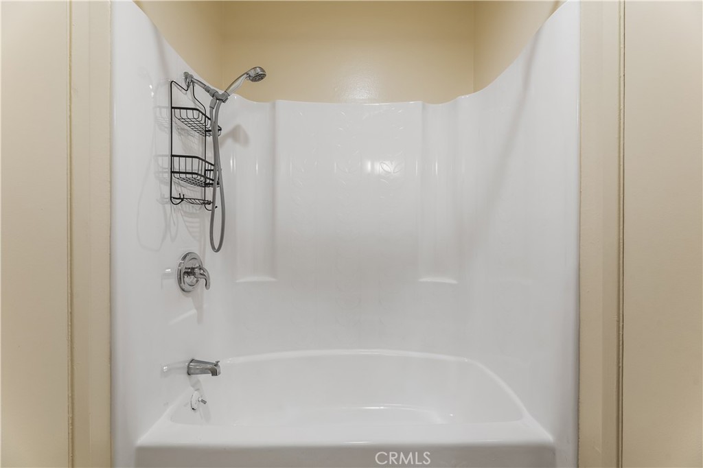 5530 Ackerfield Avenue, Unit 206 Long Beach, CA 90805 - Photo 25 of 33