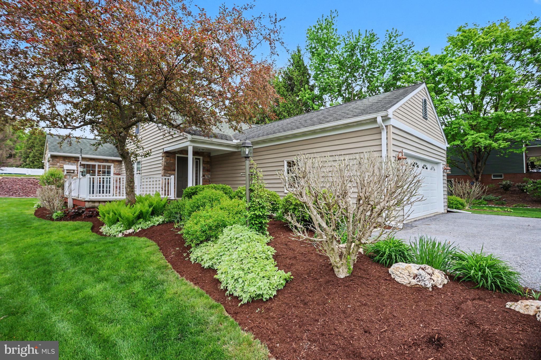 51 Troy Drive Lititz, PA 17543 - Photo 1 of 42