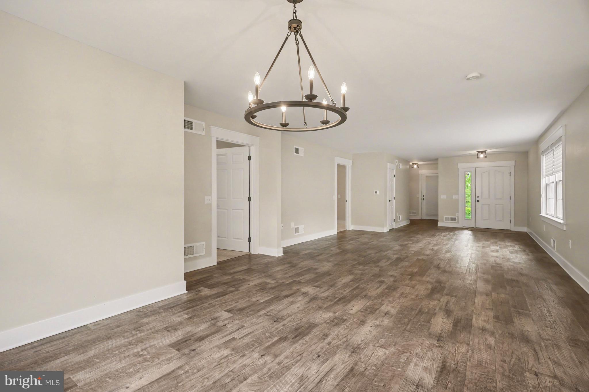 51 Troy Drive Lititz, PA 17543 - Photo 8 of 42